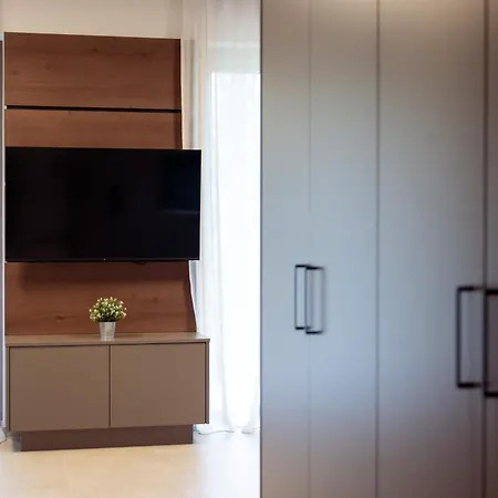 Gries Apartment *